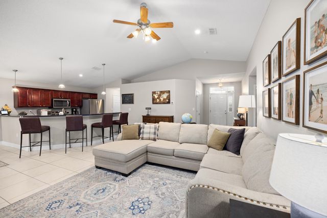 202 Limestone Circle, Crestview, FL 32539