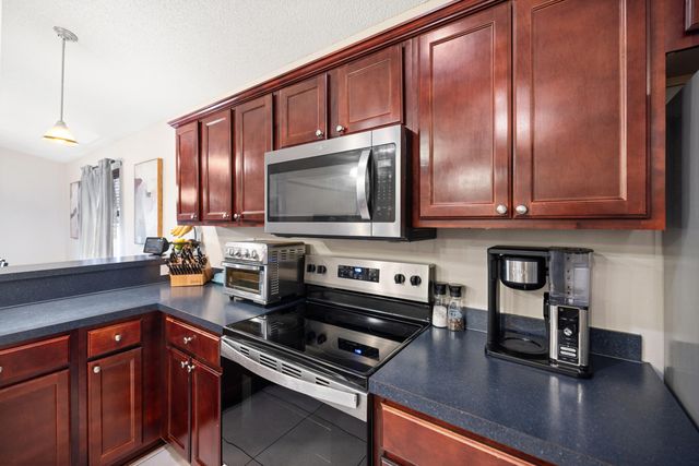 202 Limestone Circle, Crestview, FL 32539