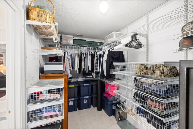 202 Limestone Circle, Crestview, FL 32539
