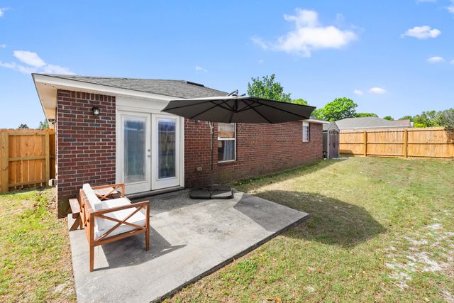 202 Limestone Circle, Crestview, FL 32539