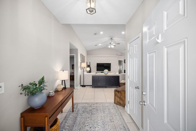 202 Limestone Circle, Crestview, FL 32539