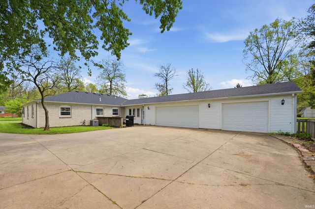 309 N Red Bud Lane, Muncie, IN 47304