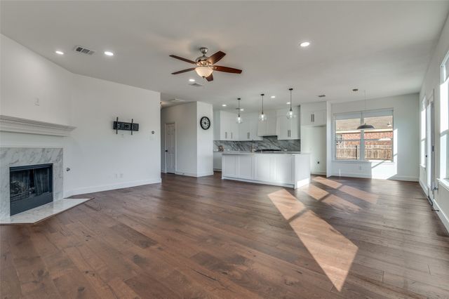 3112 Summer Grove Court, Mansfield, TX 76063