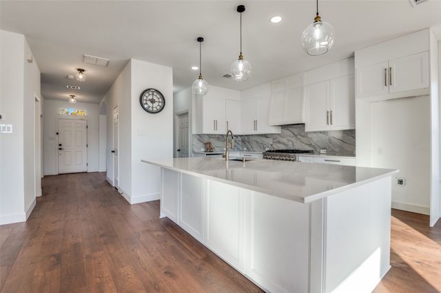 3112 Summer Grove Court, Mansfield, TX 76063