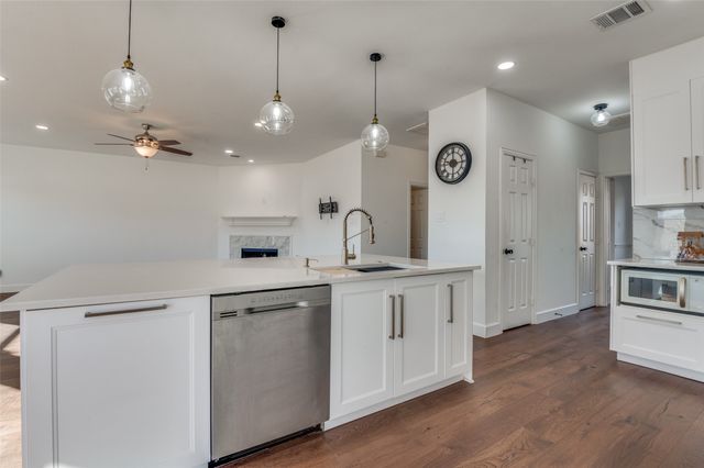 3112 Summer Grove Court, Mansfield, TX 76063