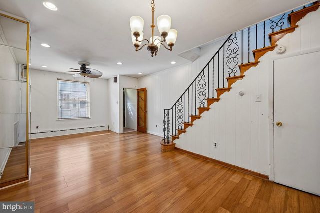 2229 S GARNET ST, Philadelphia, PA 19145