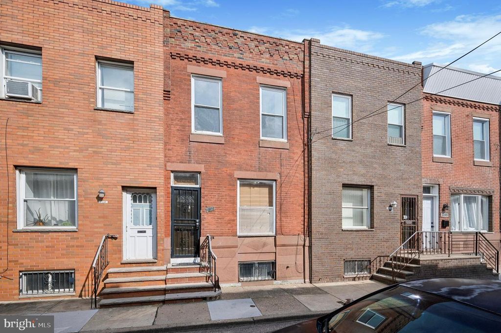 2229 S GARNET ST, Philadelphia, PA 19145