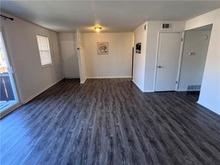 6224 Robinson Street 4, Mission, KS 66202