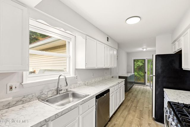 297 Bartley Road, Jackson, NJ 08527