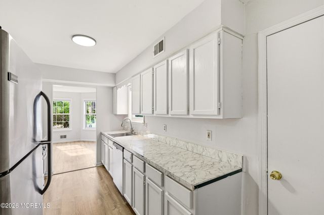 297 Bartley Road, Jackson, NJ 08527