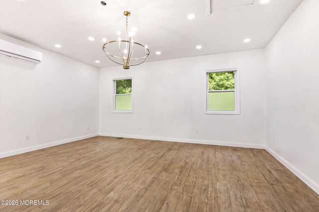 297 Bartley Road, Jackson, NJ 08527