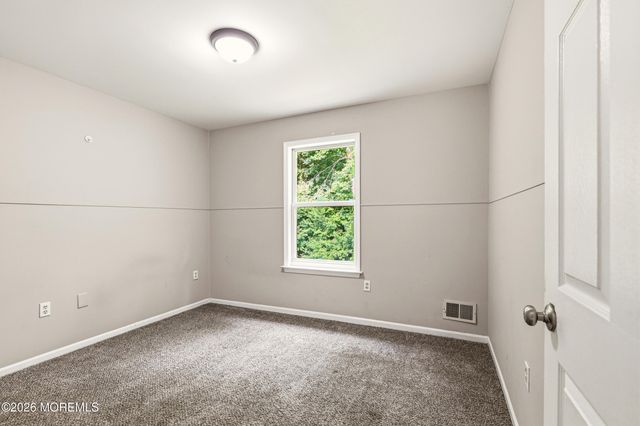 297 Bartley Road, Jackson, NJ 08527