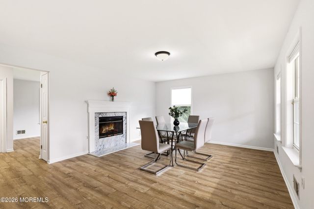 297 Bartley Road, Jackson, NJ 08527