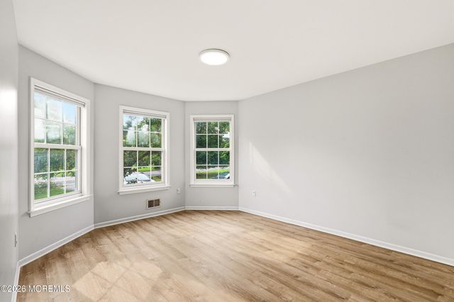 297 Bartley Road, Jackson, NJ 08527