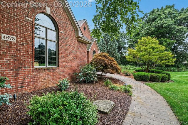 4678 Edinburgh Drive, Genoa Township, MI 48843
