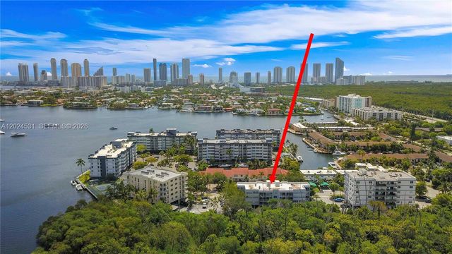 16518 NE 26th Ave 405, North Miami Beach, FL 33160