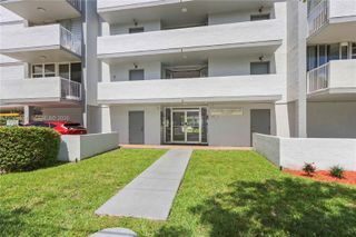 16518 NE 26th Ave 405, North Miami Beach, FL 33160