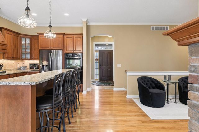 18224 Justice Way, Lakeville, MN 55044