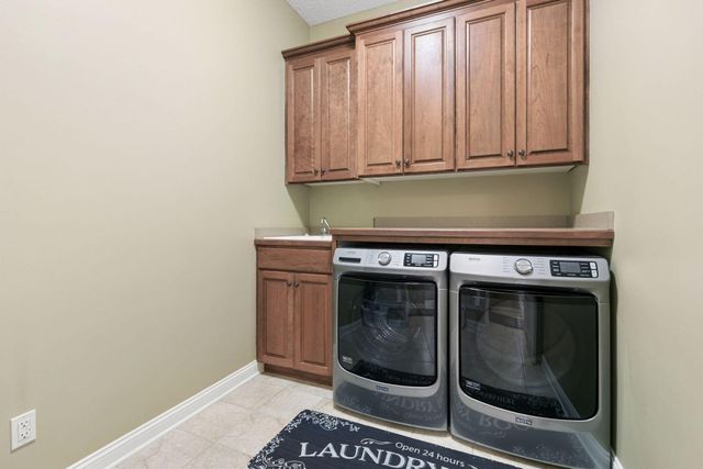 18224 Justice Way, Lakeville, MN 55044