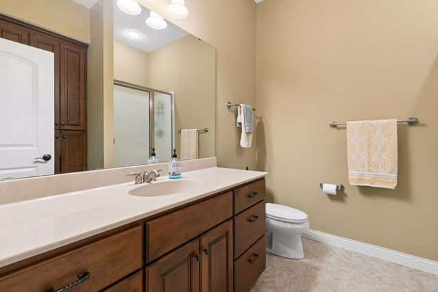 18224 Justice Way, Lakeville, MN 55044