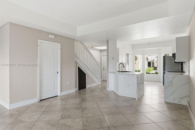 9000 W Flagler St 7, Miami, FL 33174