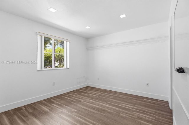 9000 W Flagler St 7, Miami, FL 33174