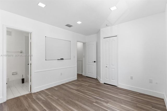 9000 W Flagler St 7, Miami, FL 33174