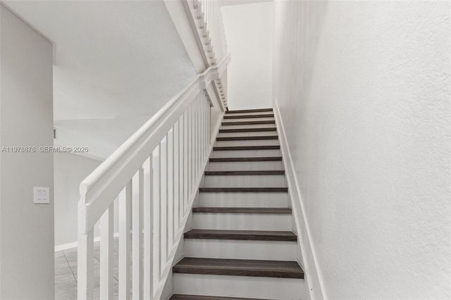 9000 W Flagler St 7, Miami, FL 33174