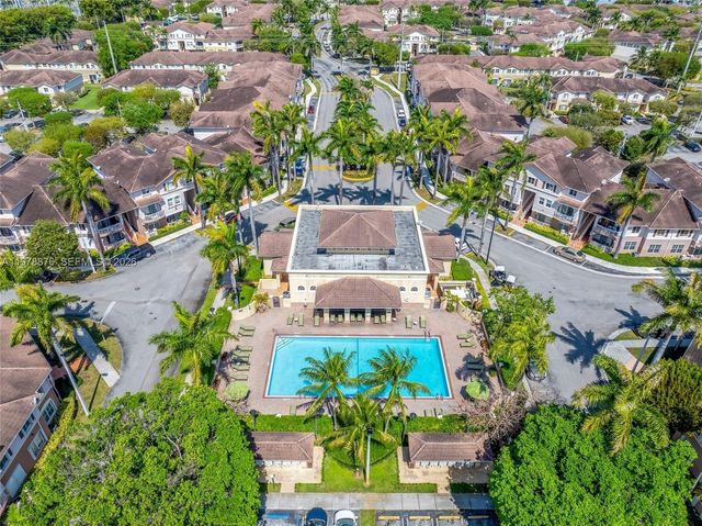 9000 W Flagler St 7, Miami, FL 33174