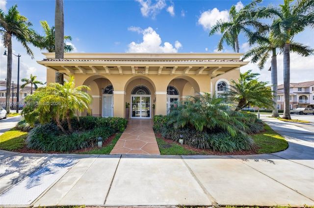 9000 W Flagler St 7, Miami, FL 33174