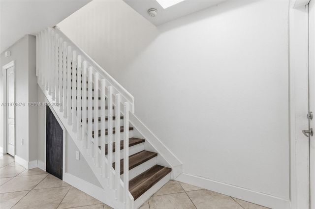 9000 W Flagler St 7, Miami, FL 33174