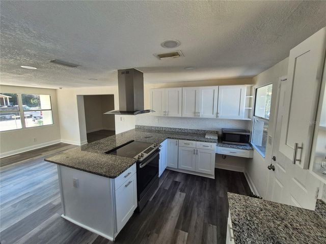 3312 E ELLICOTT STREET, Tampa, FL 33610