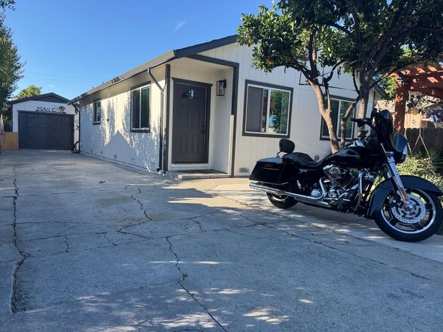 76 Sunset Court, San Jose, CA 95116