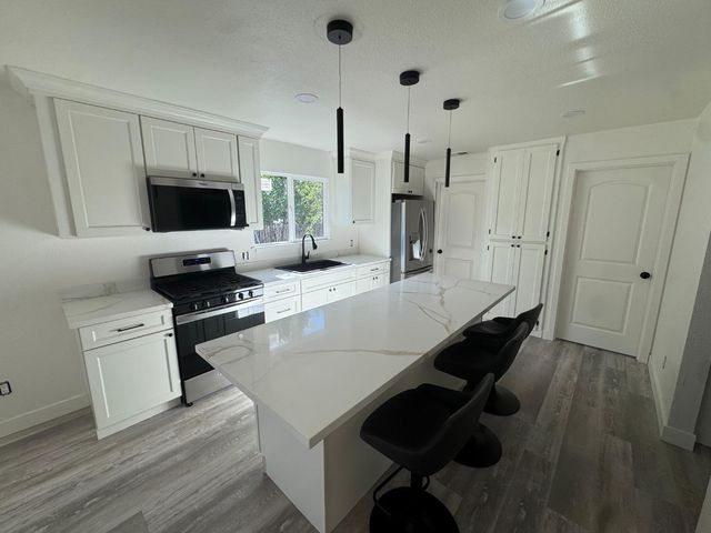 76 Sunset Court, San Jose, CA 95116