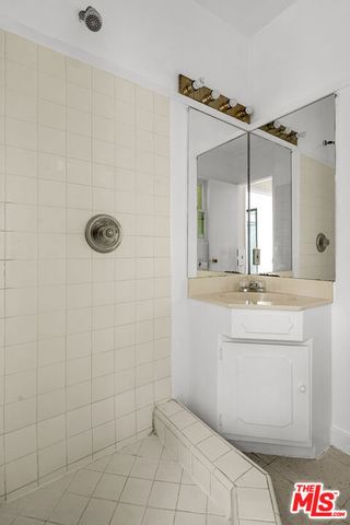 1301 Stanford Street, Santa Monica, CA 90404