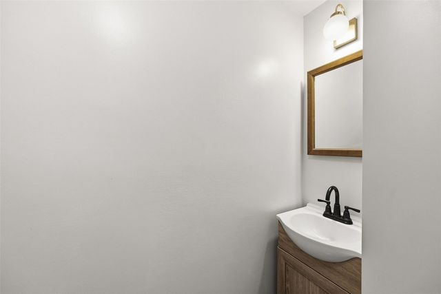 1805 Gleason Ave, Iowa City, IA 52240