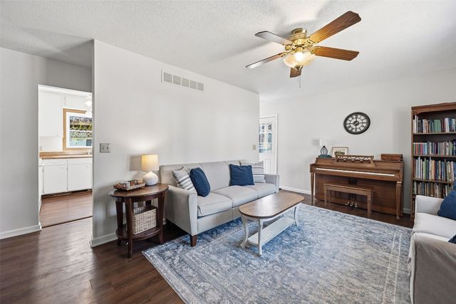 1805 Gleason Ave, Iowa City, IA 52240