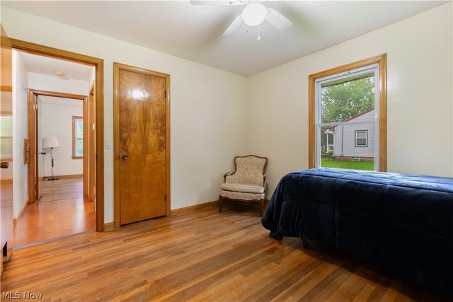 1213 Pleasantview Avenue SE, North Canton, OH 44720