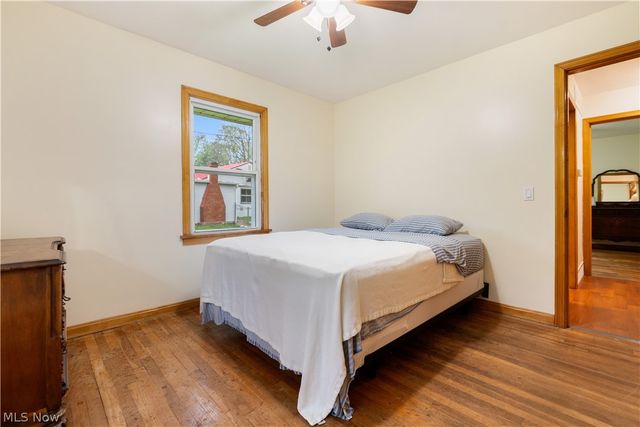 1213 Pleasantview Avenue SE, North Canton, OH 44720