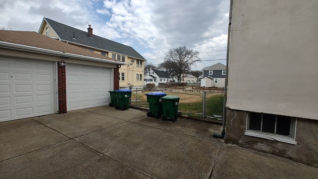 193 Willis Ave, Medford, MA 02155