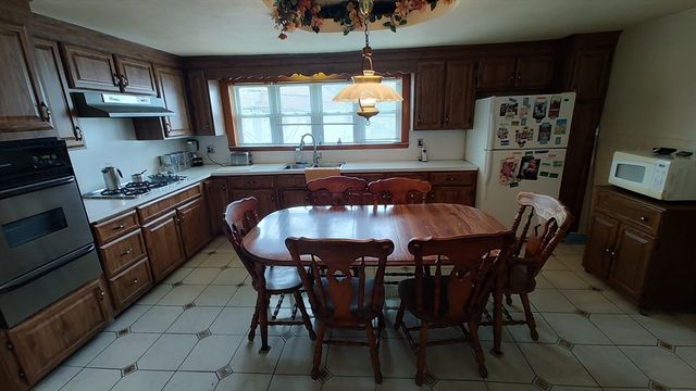 193 Willis Ave, Medford, MA 02155