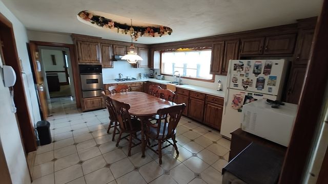 193 Willis Ave, Medford, MA 02155