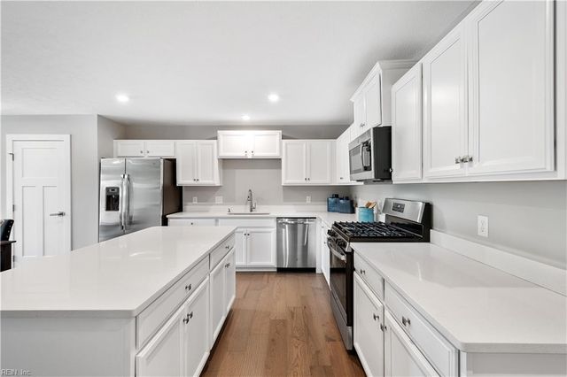 105 Kini LN, Suffolk, VA 23432