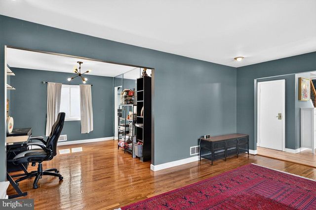 717 DORIS TER, Neptune, NJ 07753