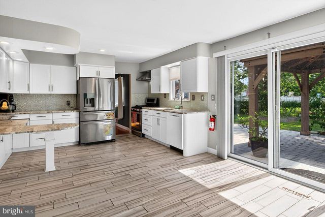 717 DORIS TER, Neptune, NJ 07753