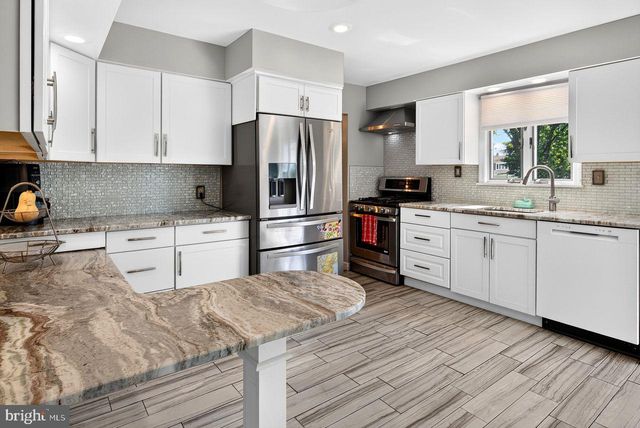 717 DORIS TER, Neptune, NJ 07753