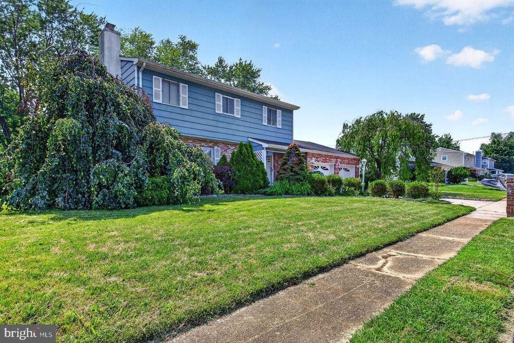 717 DORIS TER, Neptune, NJ 07753