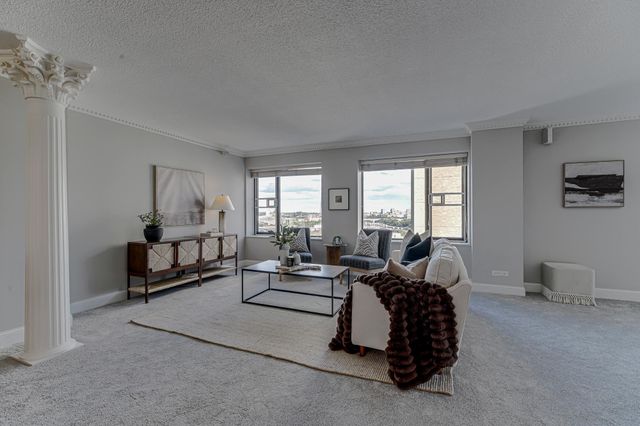 15 S 1st Street A1620, Minneapolis, MN 55401