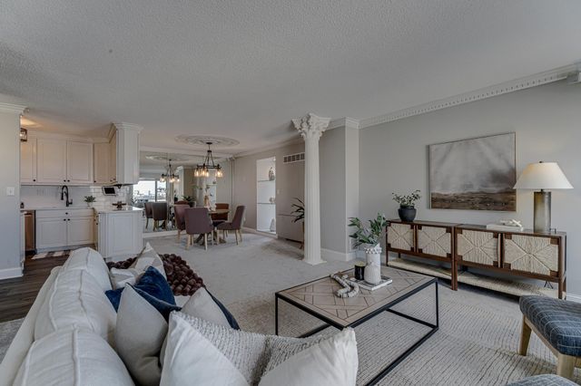 15 S 1st Street A1620, Minneapolis, MN 55401