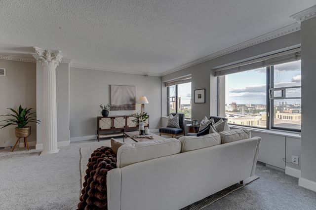 15 S 1st Street A1620, Minneapolis, MN 55401